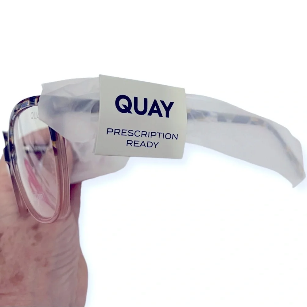 QUAY Call Me Blue Light Glasses Multi Blue Tortoise Pink Frame Bluelight Lens